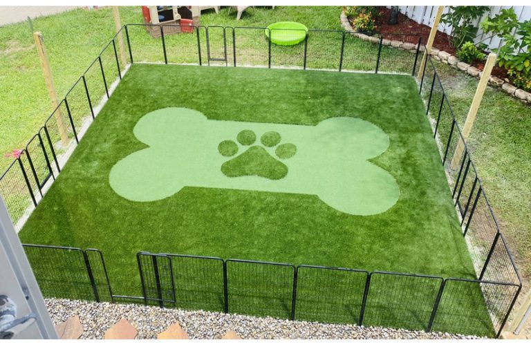 Artificial turf with a dog/pet design